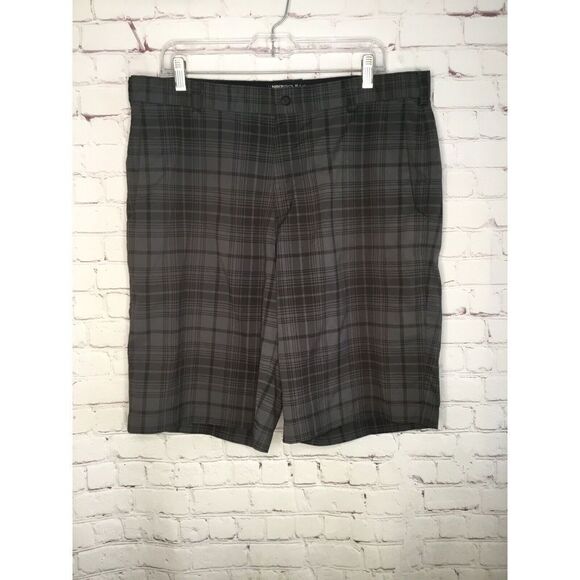 Nike Men’s size 36 Golf Shorts Dri Fit Tour Performance Flat Front Checked Plaid - Picture 1 of 6